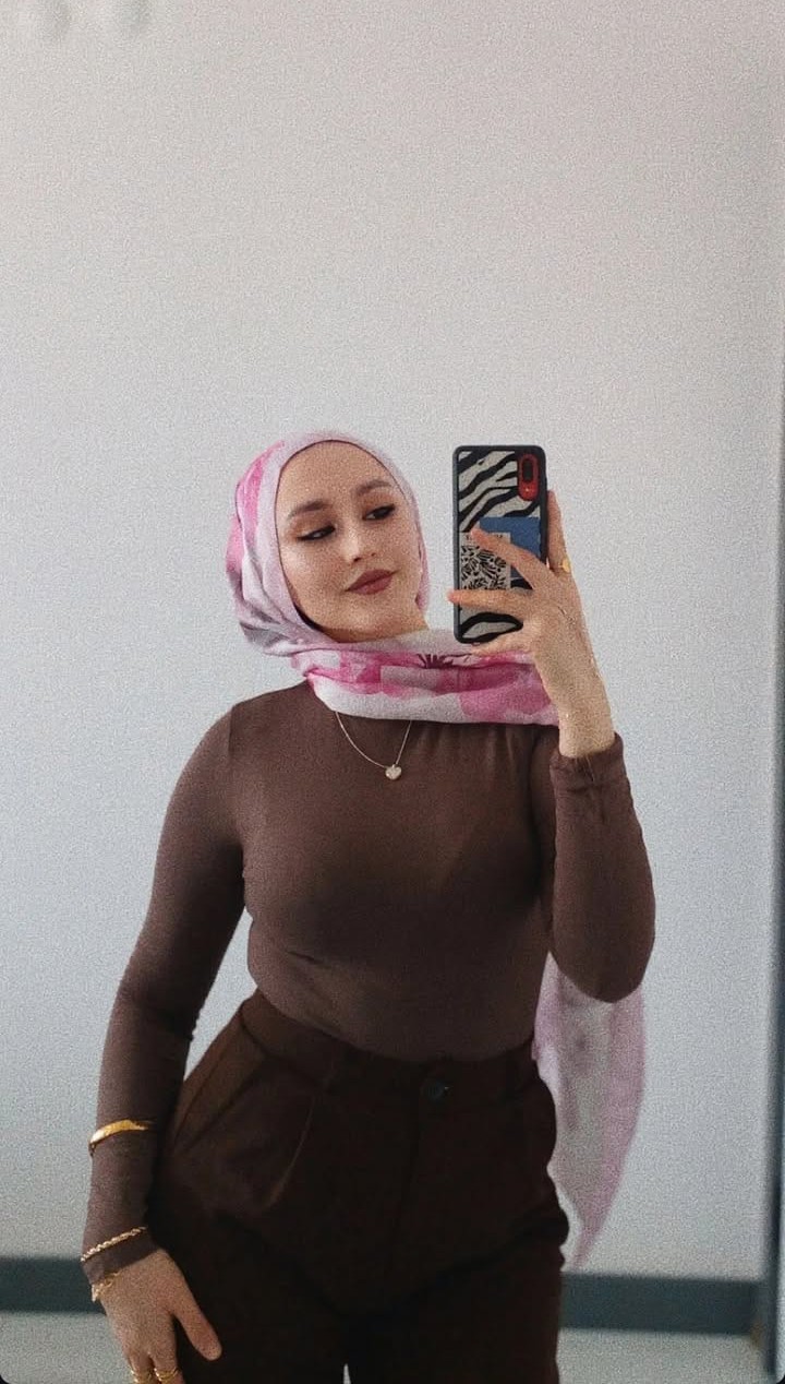 Şenyayla Rus Bayan Escort Lale